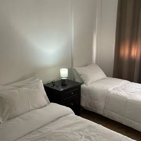 Apartman Spacious With Balcony Kashari